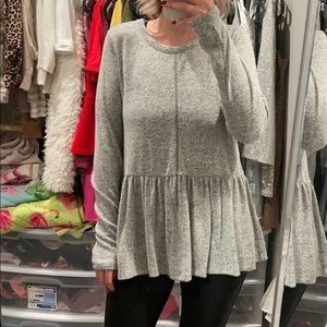 ✨ grey babydoll top.